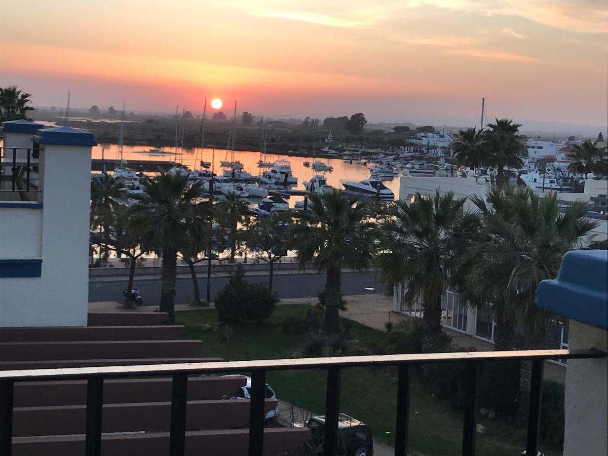 דירות איסלה קנלה Beautiful Penthouse With Ocean And Marina Views מראה חיצוני תמונה